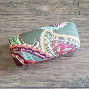 VERA BRADLEY Clamshell Paisley Print Fabric Glasses Case